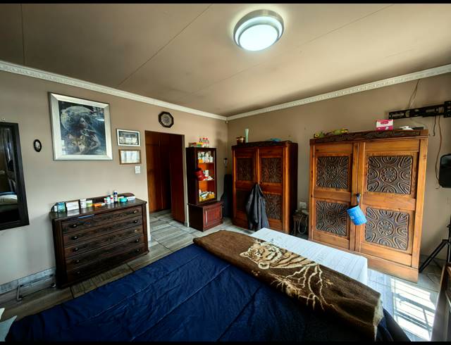 3 BEDROOM FREEHOLD FOR SALE IN VERWOERDPARK